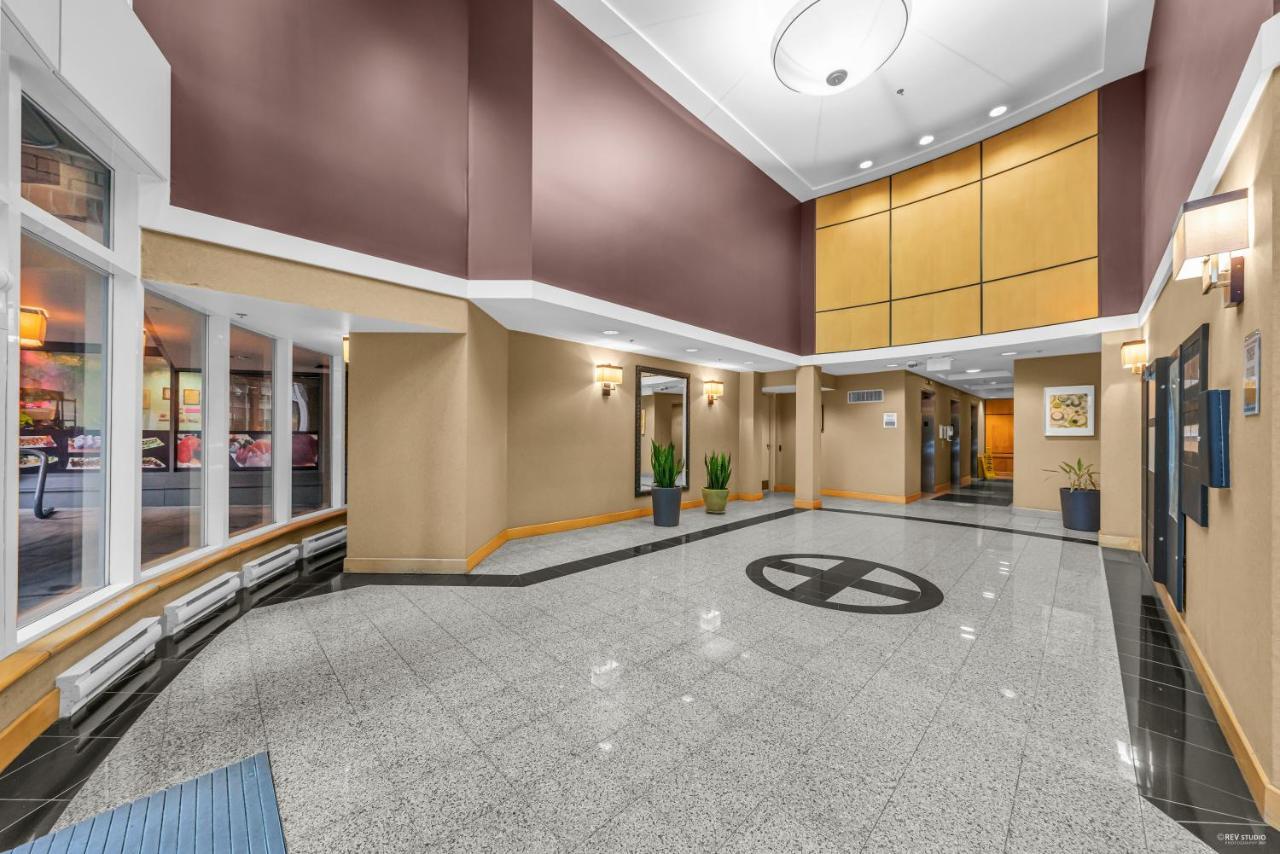 1-Br Condo In Downtown Coal Harbour With Parking And City Views Vancouver Buitenkant foto